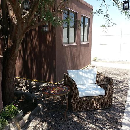 Juku Hostal Каламa Екстериор снимка