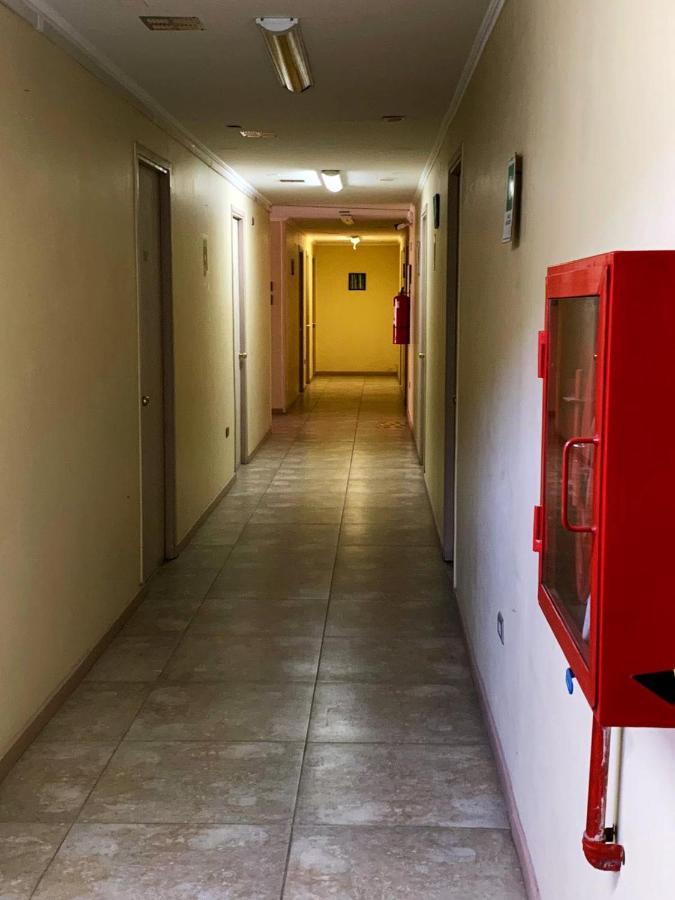 Juku Hostal Каламa Екстериор снимка