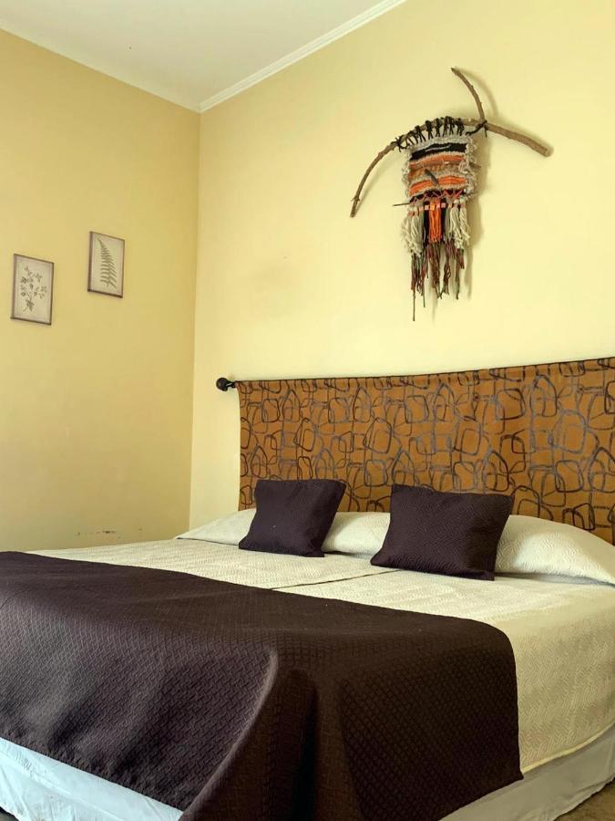 Juku Hostal Каламa Екстериор снимка