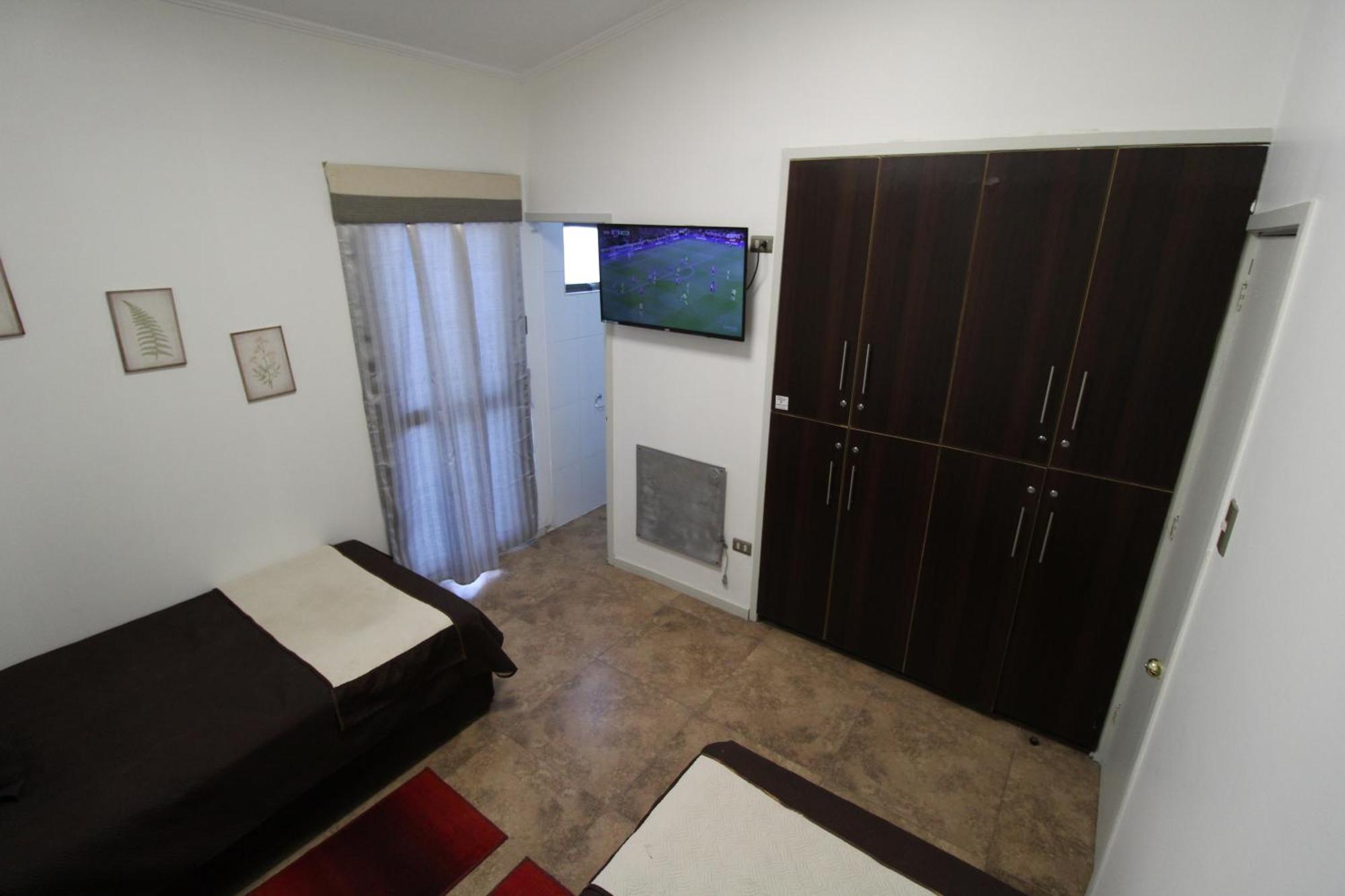 Juku Hostal Каламa Екстериор снимка