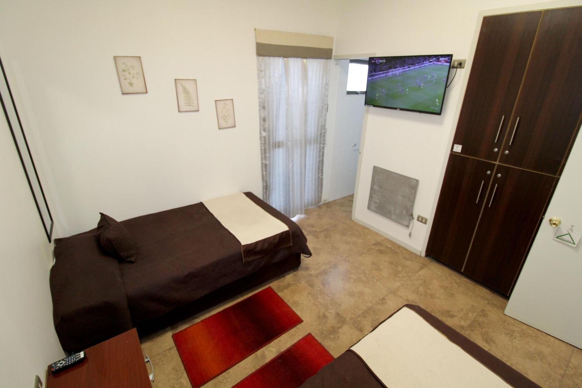 Juku Hostal Каламa Екстериор снимка