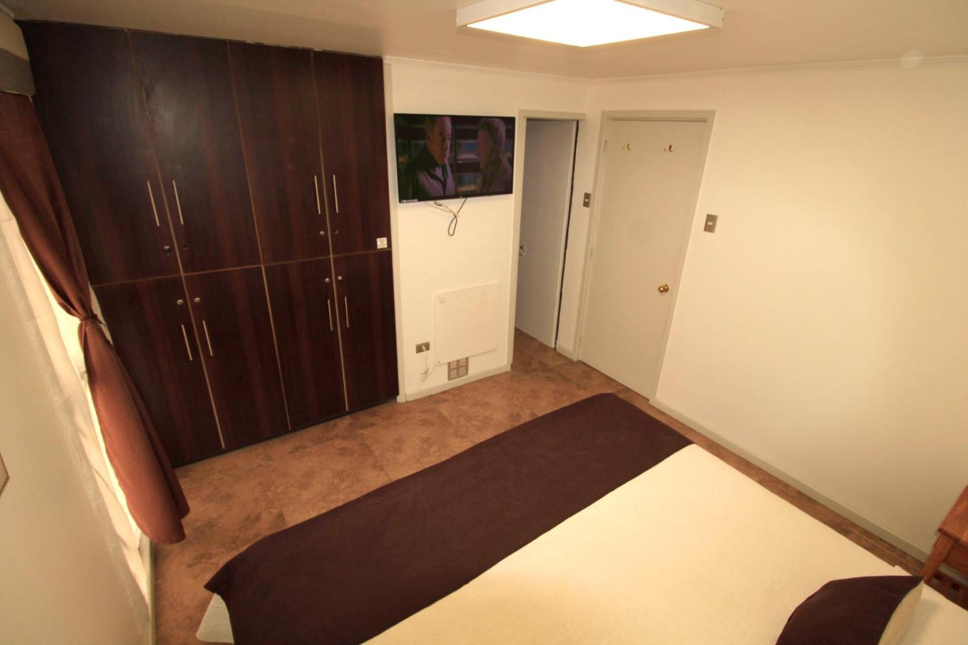 Juku Hostal Каламa Екстериор снимка