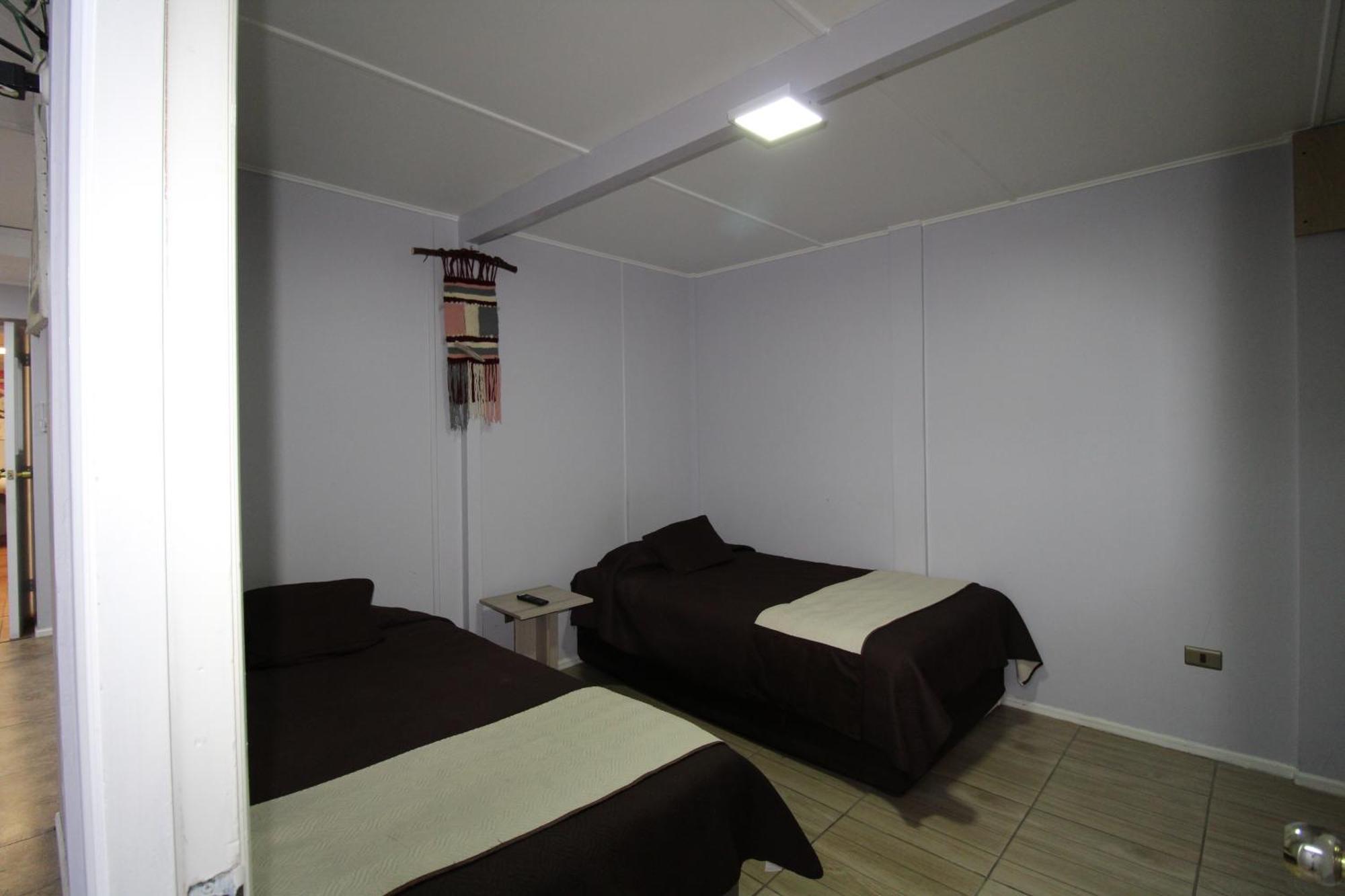 Juku Hostal Каламa Екстериор снимка